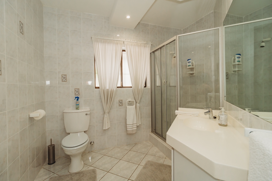 4 Bedroom Property for Sale in Bergsig Western Cape